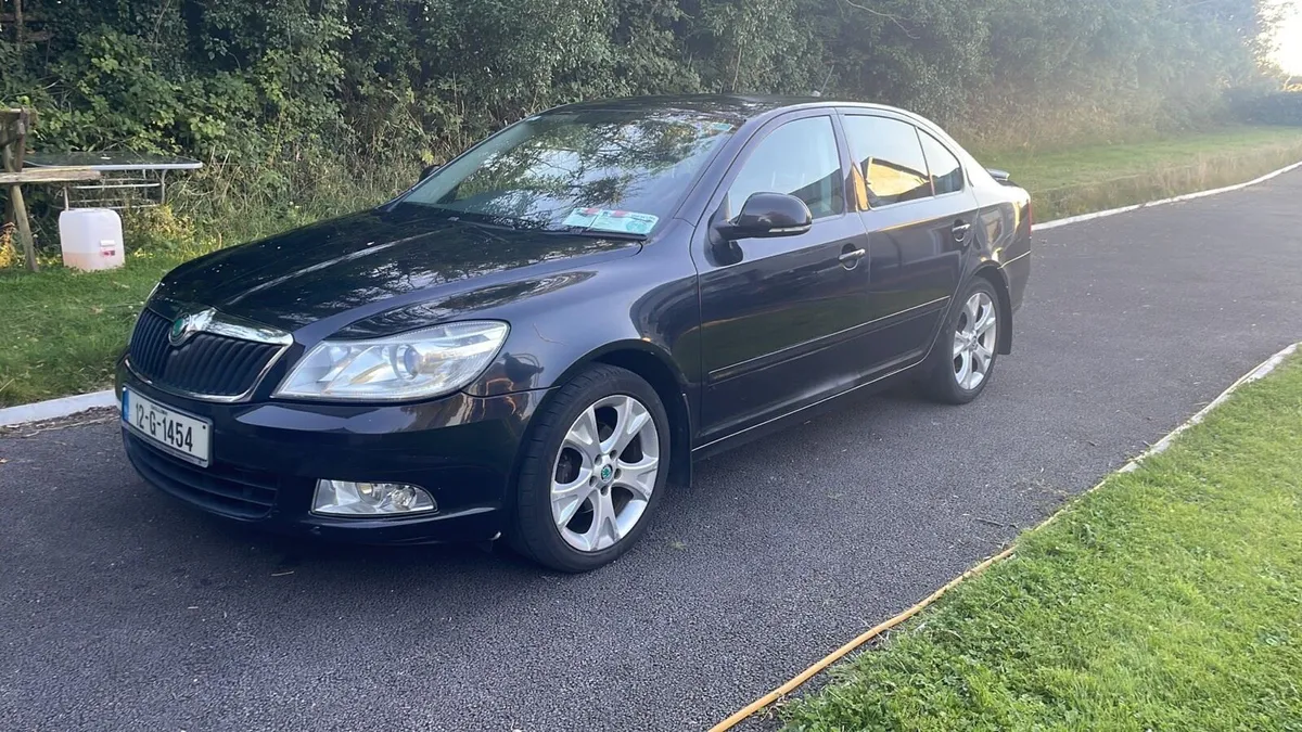 2012 Skoda Octavia - Image 2