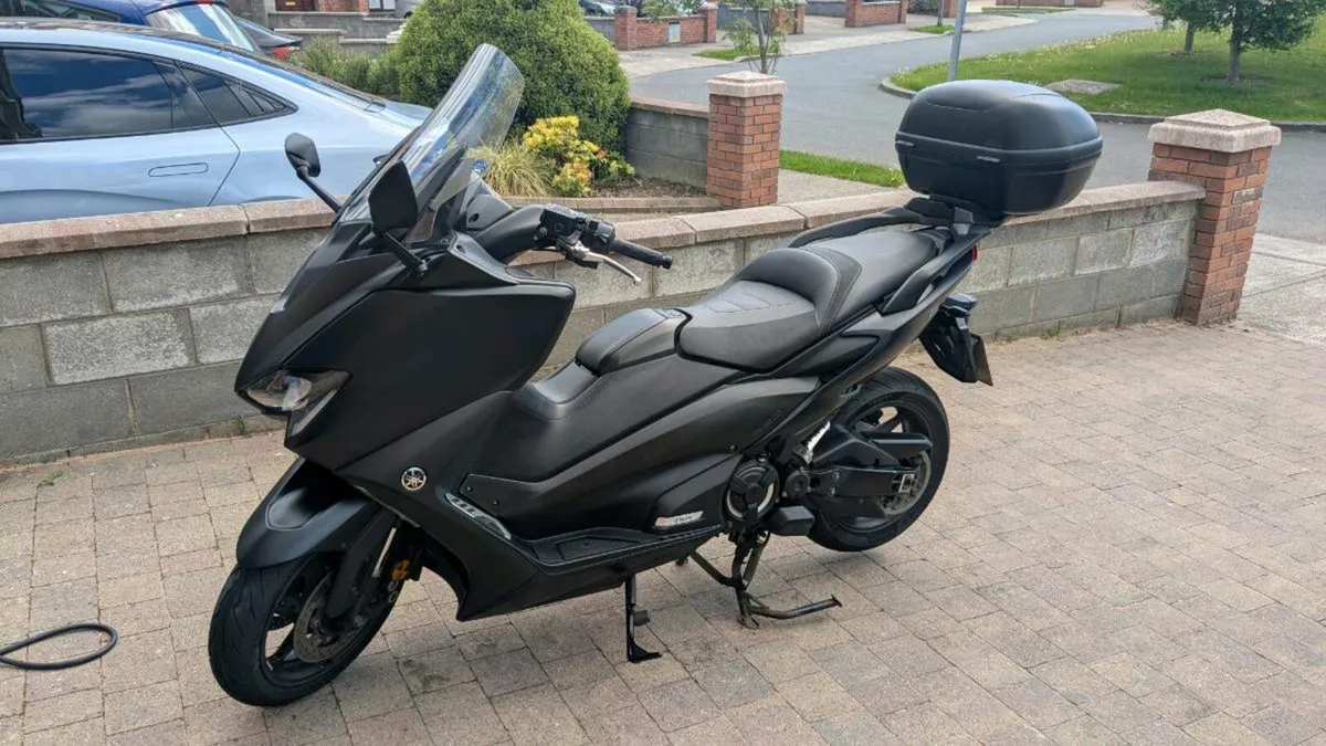Yamaha T-max 560 - Image 3