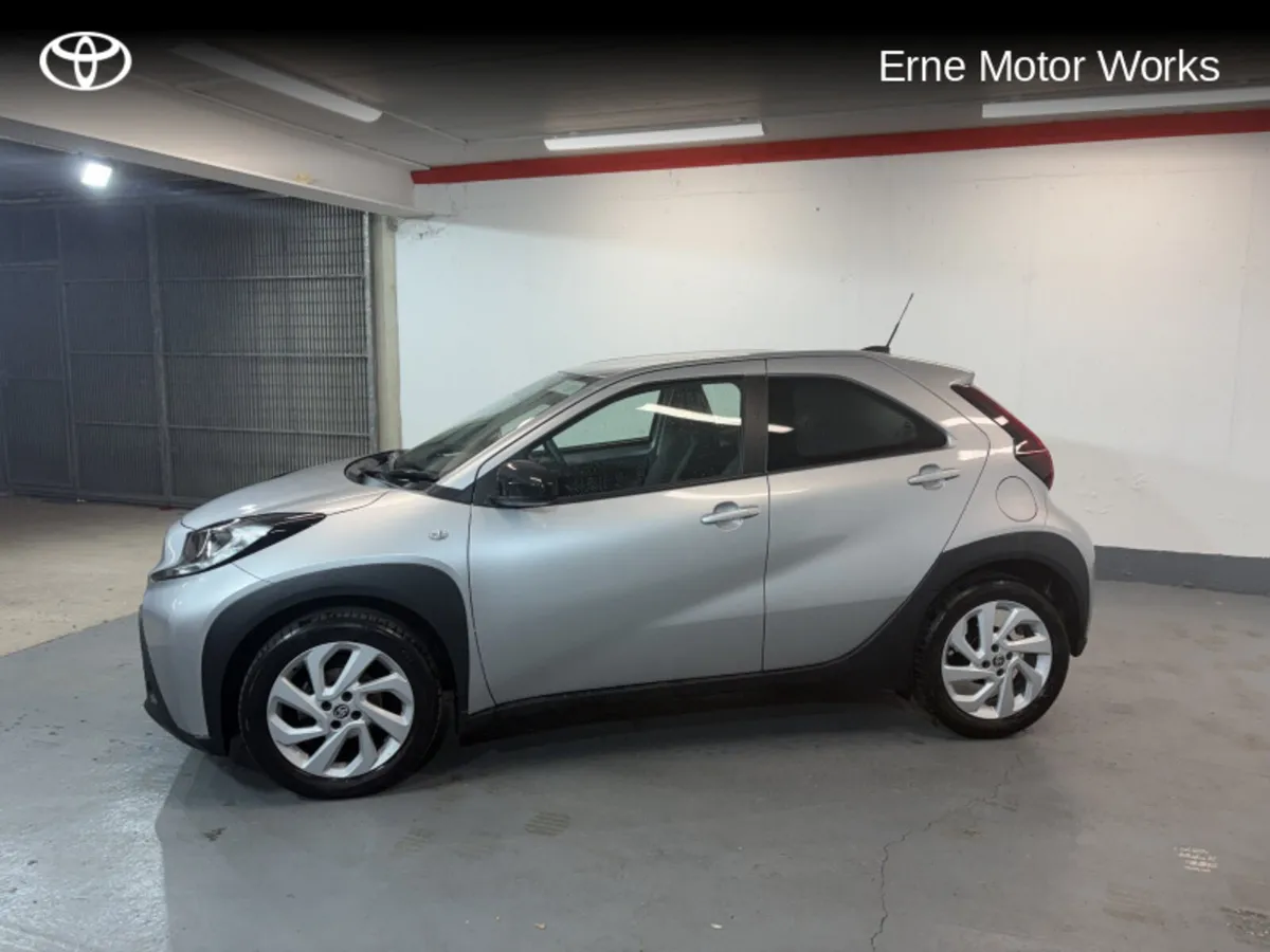 Toyota Aygo X AYGO X 1.0 PULSE - Image 3