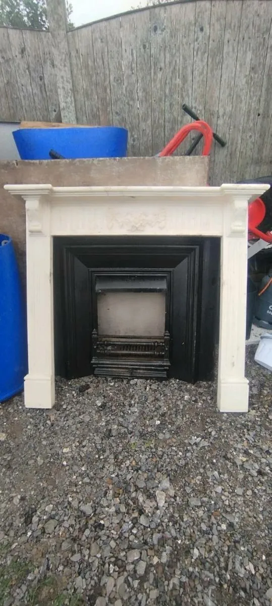 Marble sourond with soiledcast iron metal for sale - Image 1