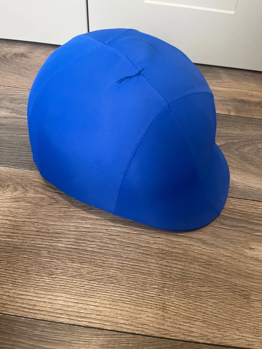 Horse riding helmet size 7 - Image 4