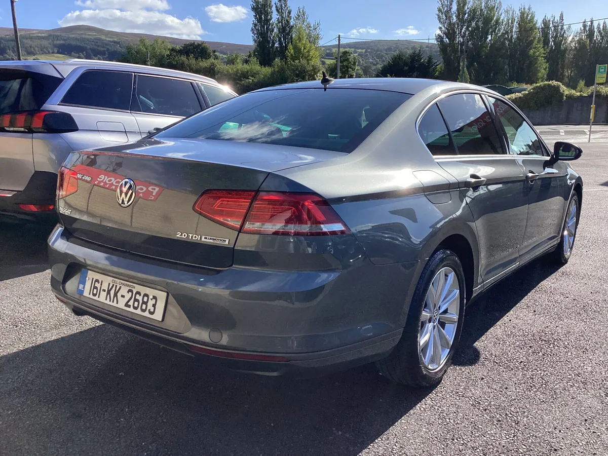 Volkswagen Passat * 2.0 DIESEL - Image 4