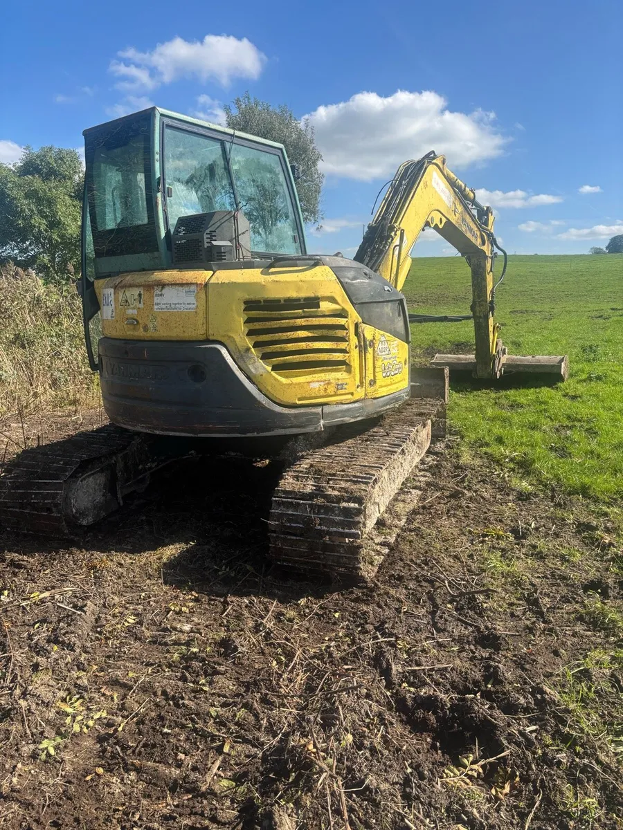 Yanmar vio 80. Case 580f - Image 4