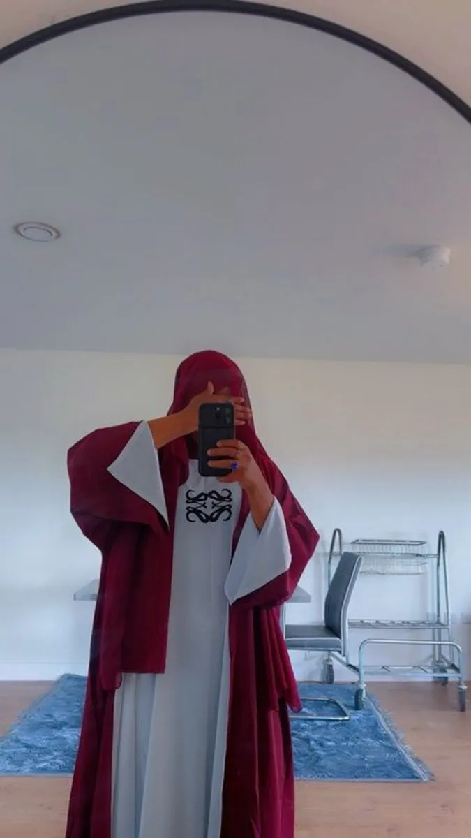 Abaya - Image 1