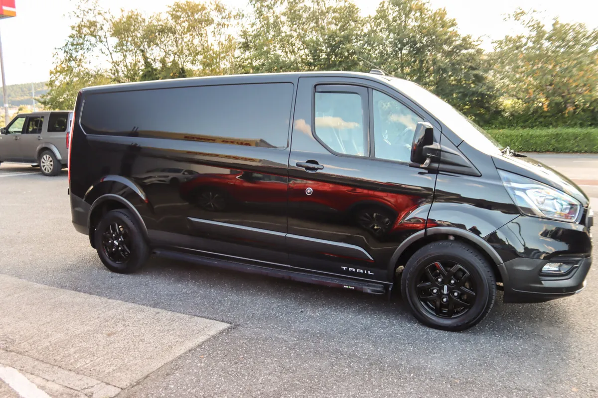 2022 Ford Transit Custom  2L Trail 170PS LWB + VAT - Image 3