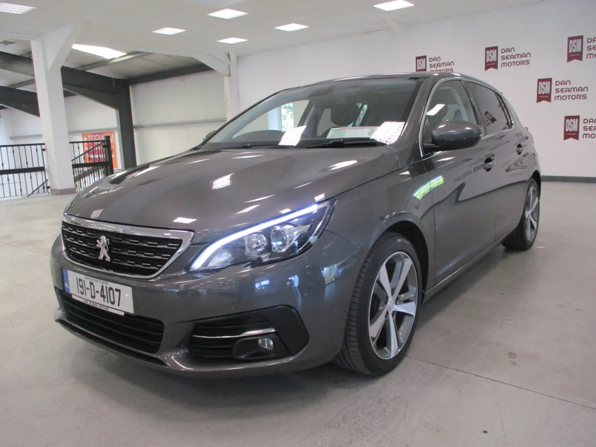 Peugeot 308 ALLURE 1.2 PETROL  2019-PANORAMIC ROOF - Image 4