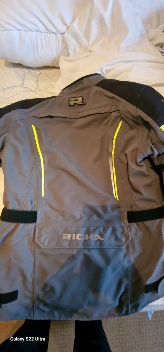 Richa bike jacket armoured & matching Richa armour - Image 2