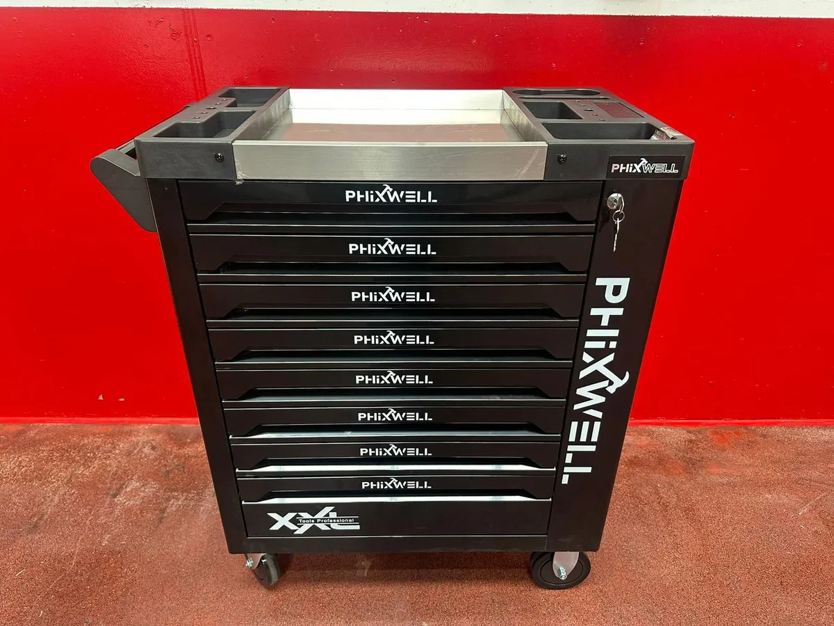 8 Drawer Tool Cabinet c/w Tools **Online Auction** - Image 1