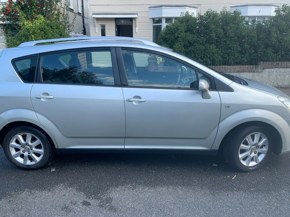 Toyota Corolla Verso  2006 - Image 1