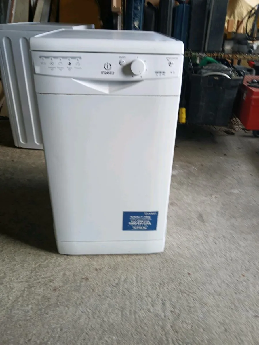 Dishwasher - Image 1