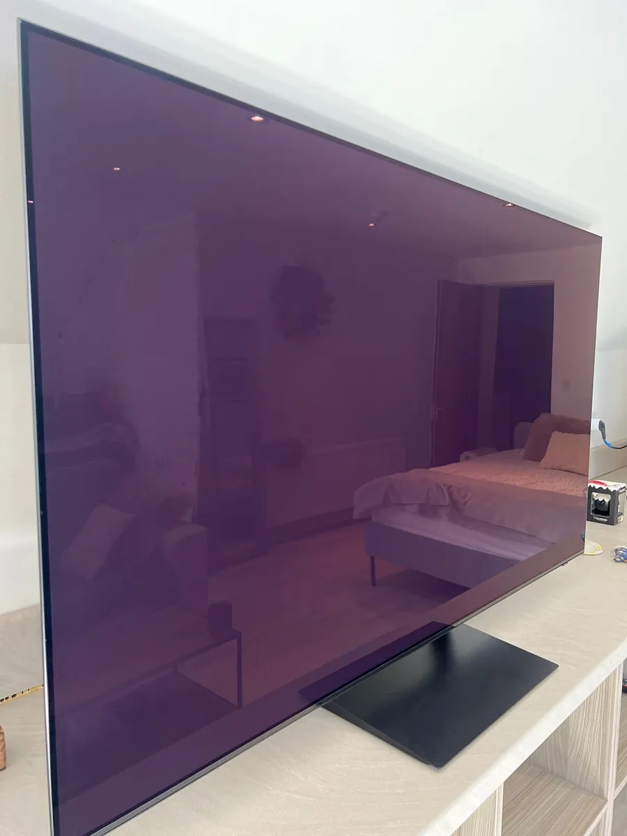 60’’ 4K OLED Samsung TV - Image 4