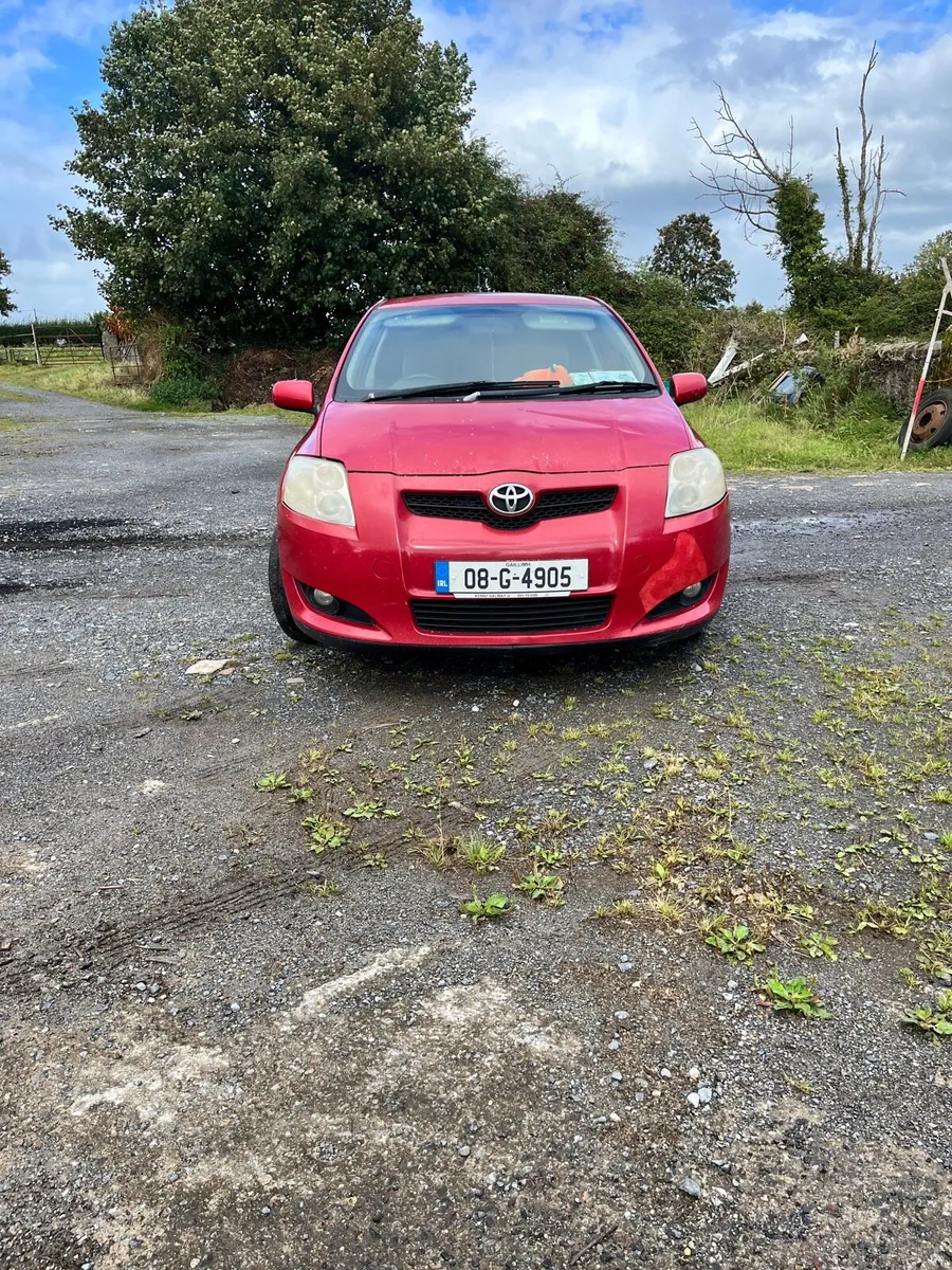 Toyota Auris van - Image 2