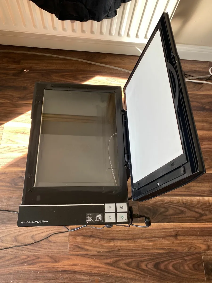 Epson Perfection V370 Photo scanner - Image 2