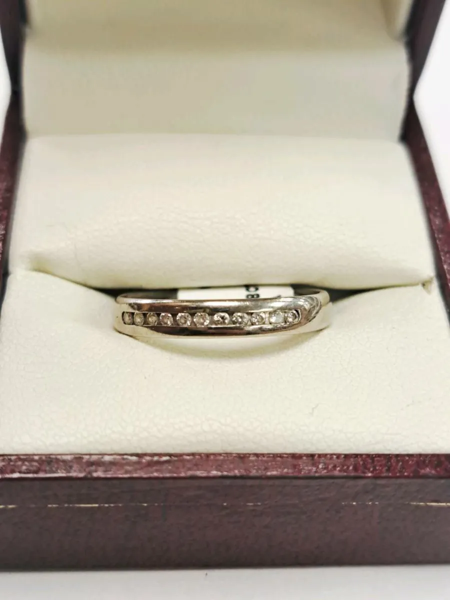 18K White Gold Ring Diamond 18Ct - Image 1