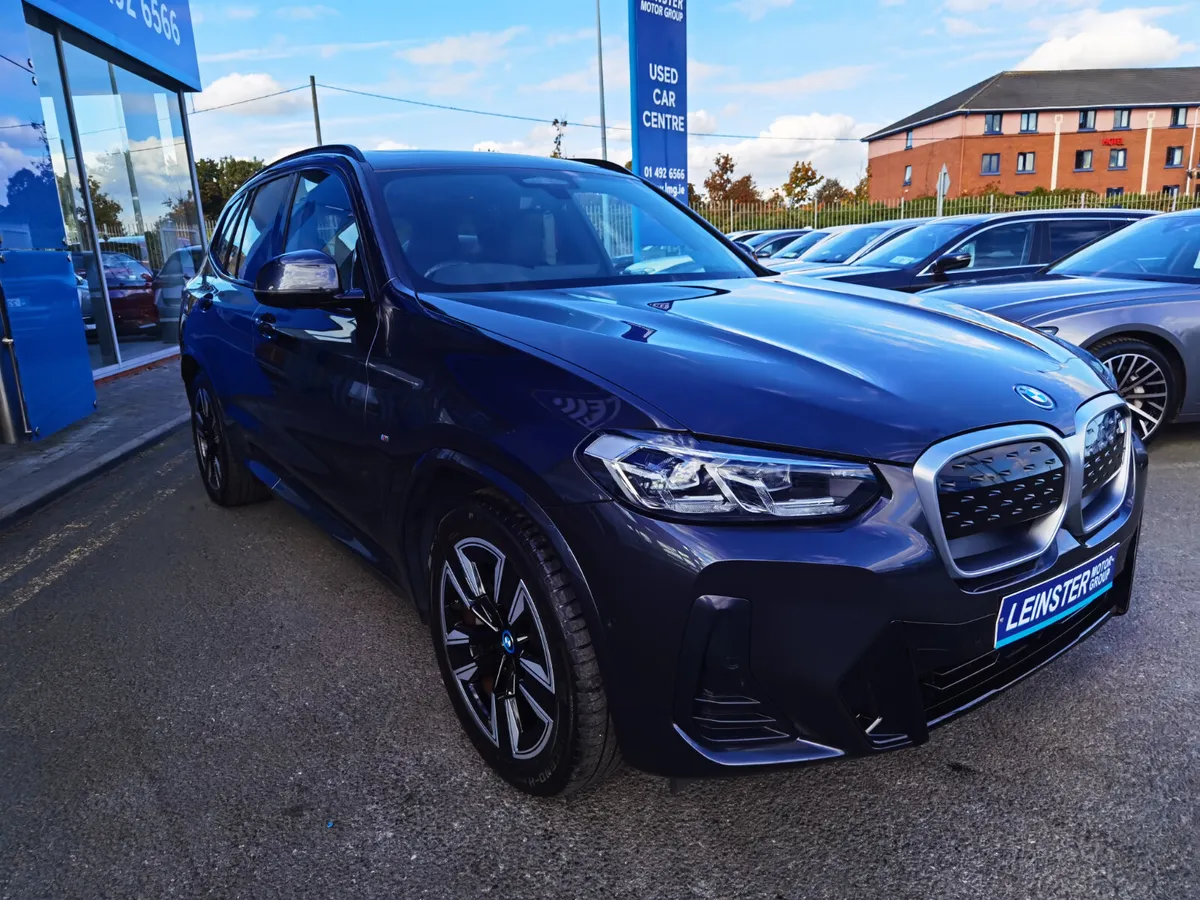 BMW IX3 80KWH M SPORT **SUNROOF** - Image 4
