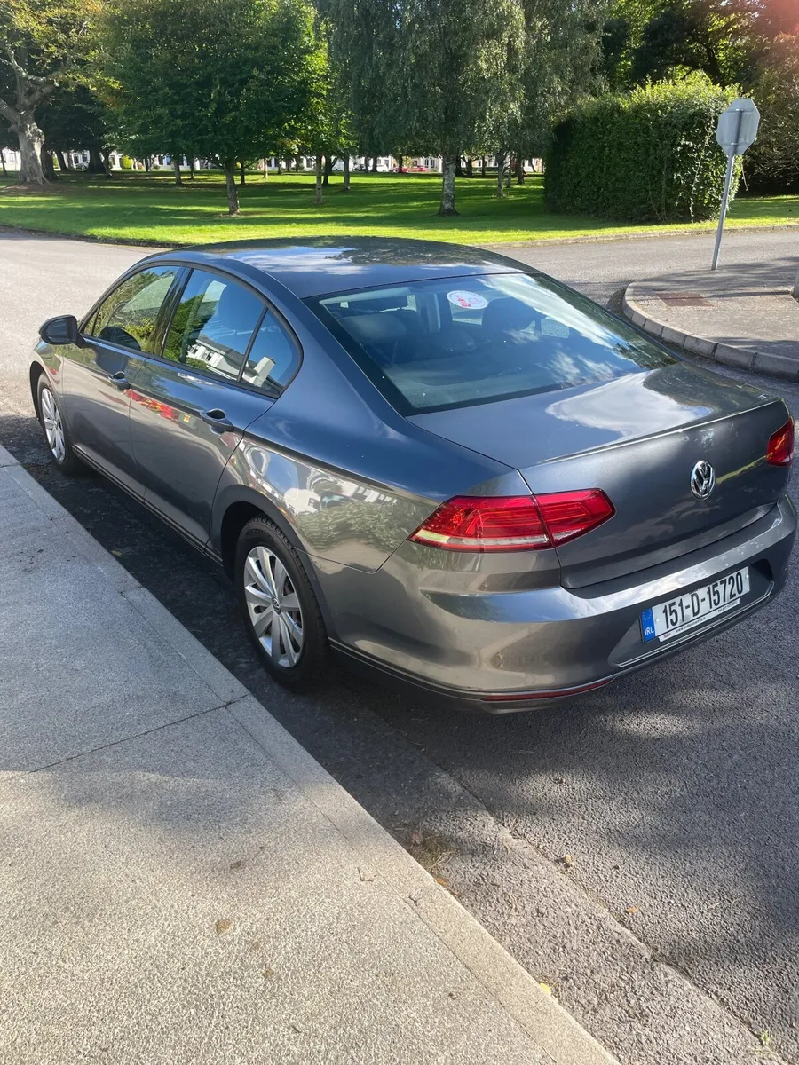 2015 Volkswagen Passat Diesel - Image 4
