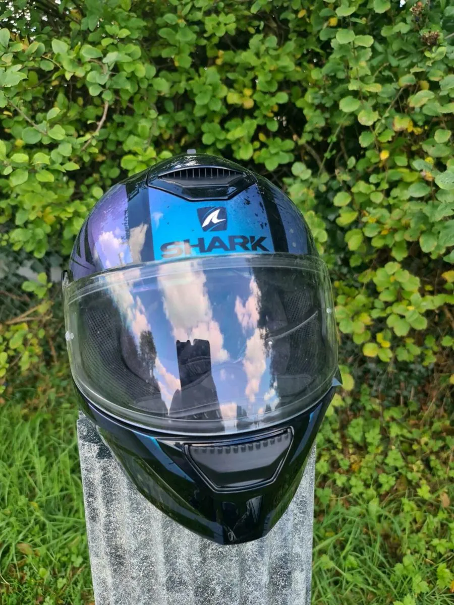 Shark motor bike helmet - Image 2