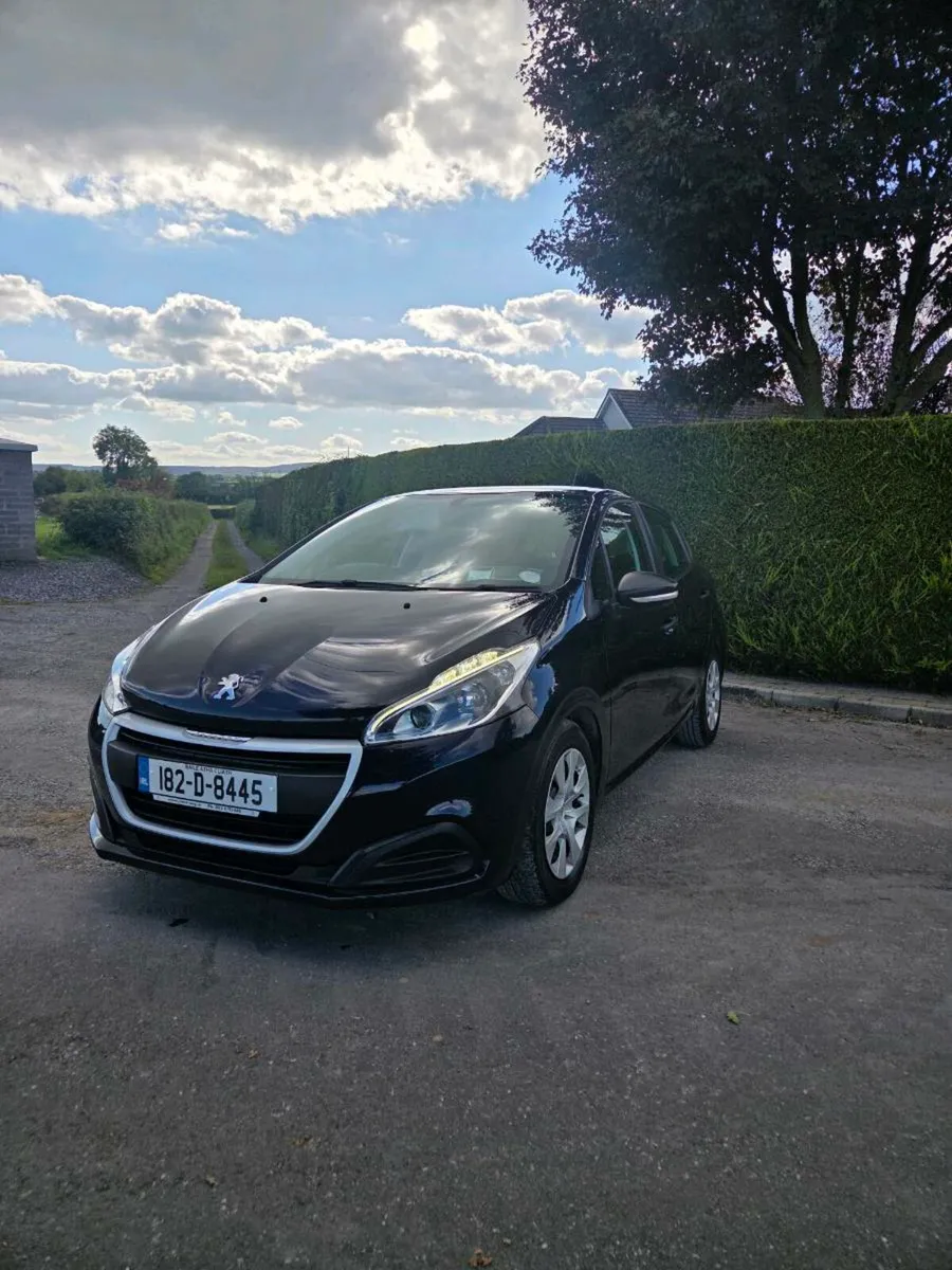 Peugeot 208 - Image 3