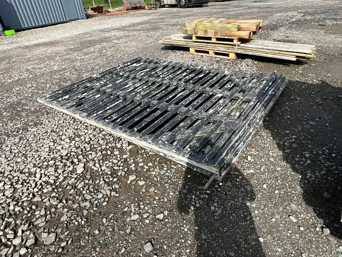2No. APPROX. 8ft x 7ft HEAVY DUTY METAL GATES - Image 2