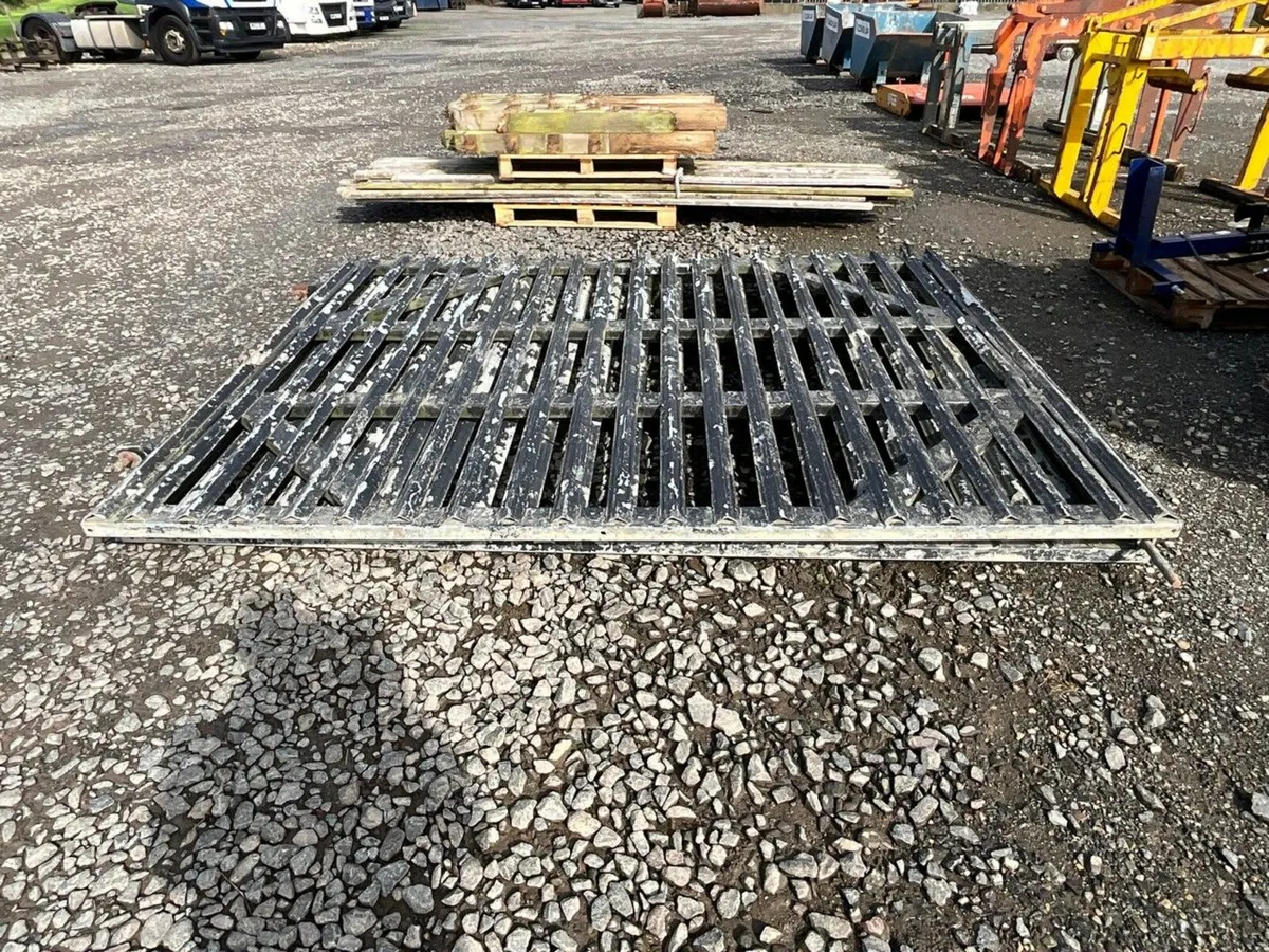 2No. APPROX. 8ft x 7ft HEAVY DUTY METAL GATES - Image 3