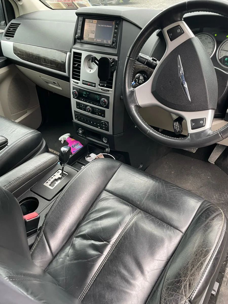 Chrysler Grand Voyager - Image 4