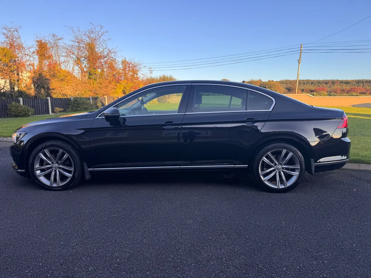 2017 Volkswagen Passat GT Bluemotion - Image 4
