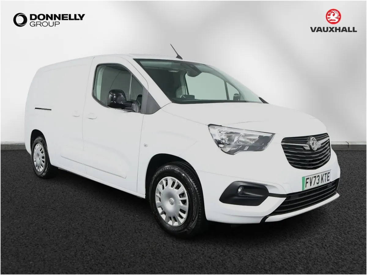 Vauxhall Combo Cargo L2 Electric Pro - Image 1