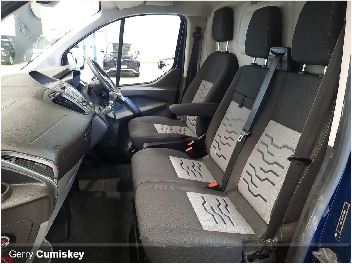 Ford Transit Custom 290 Ltd E-tech 125 L1h1 SWB - Image 4