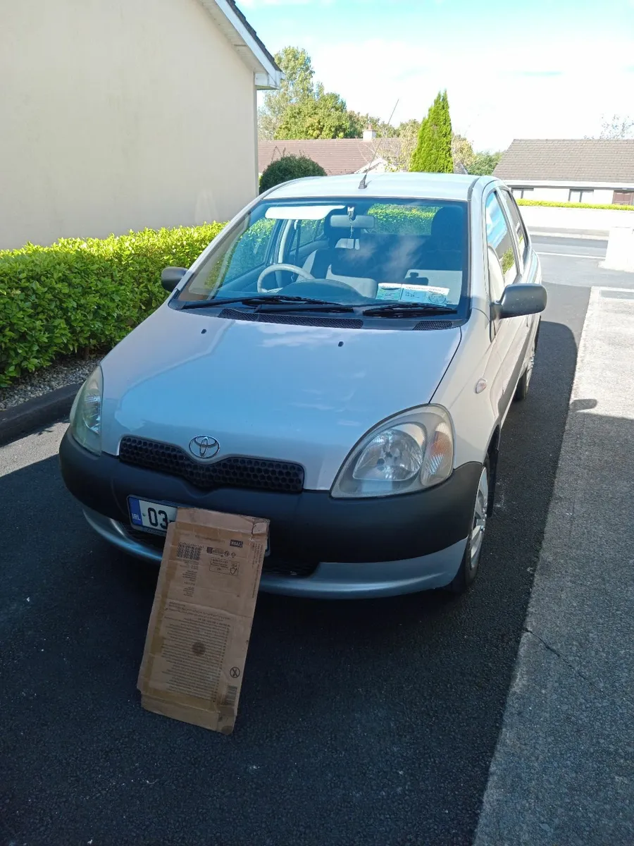 Toyota Yaris 2003 - Image 1