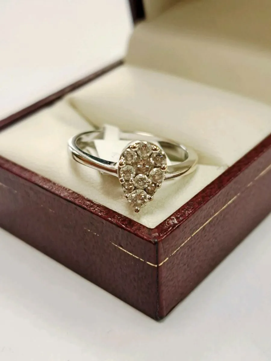 18K White Gold Diamond Ring 18Ct - Image 3