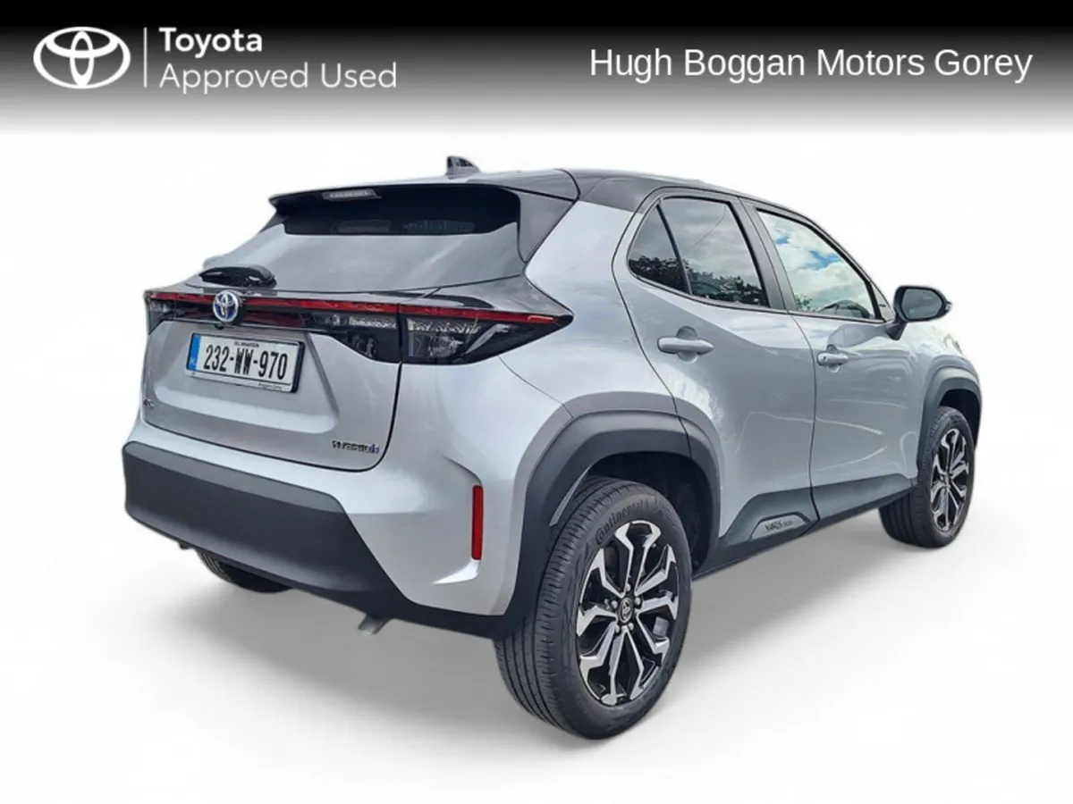 Toyota Yaris Cross Hybrid Luna Sport - Image 2