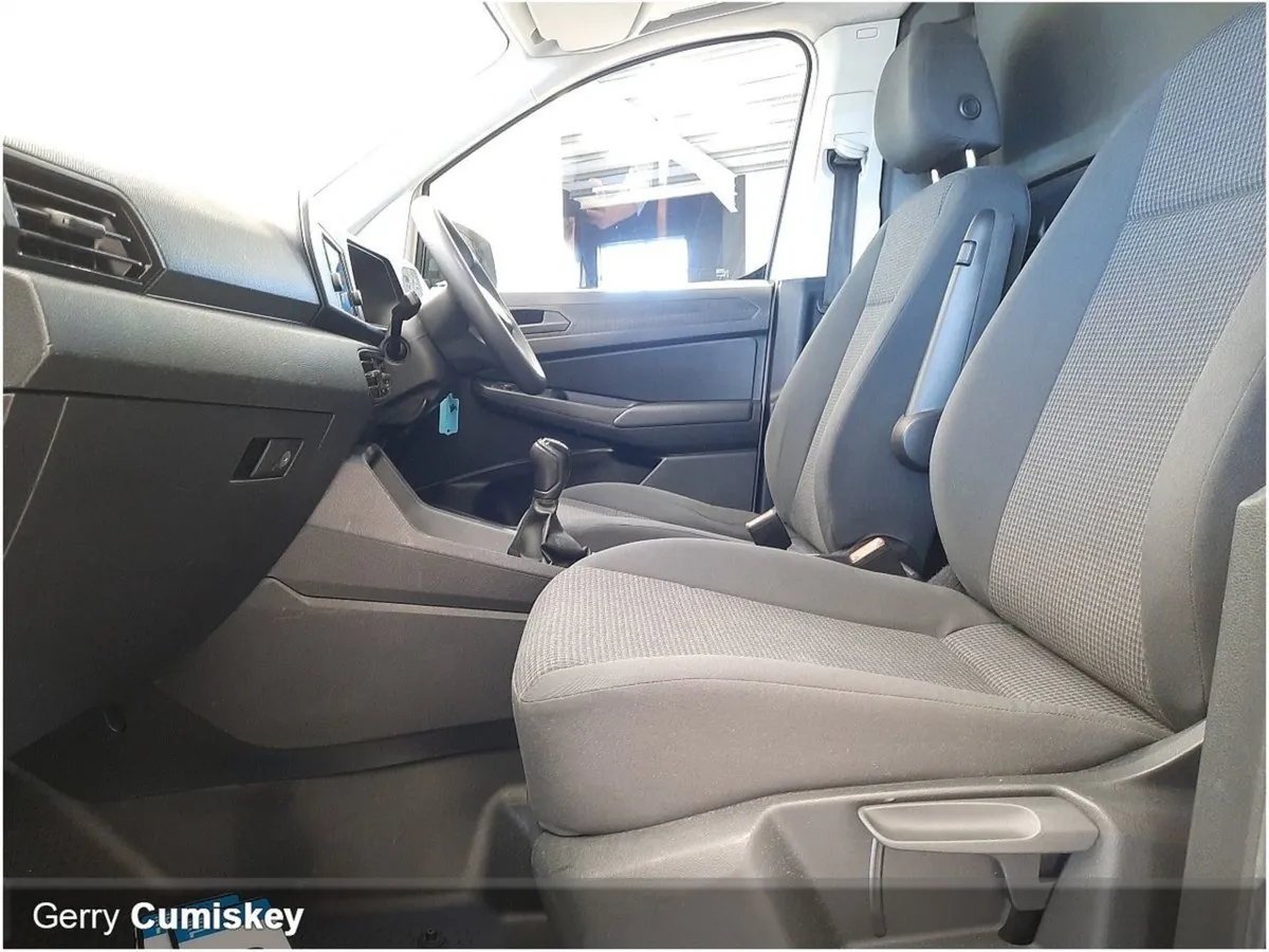 Volkswagen Caddy Cargo Business 2.0 TDI 102BHP - Image 4