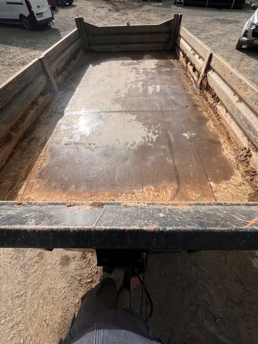 12 ton Dump trailer - Image 3