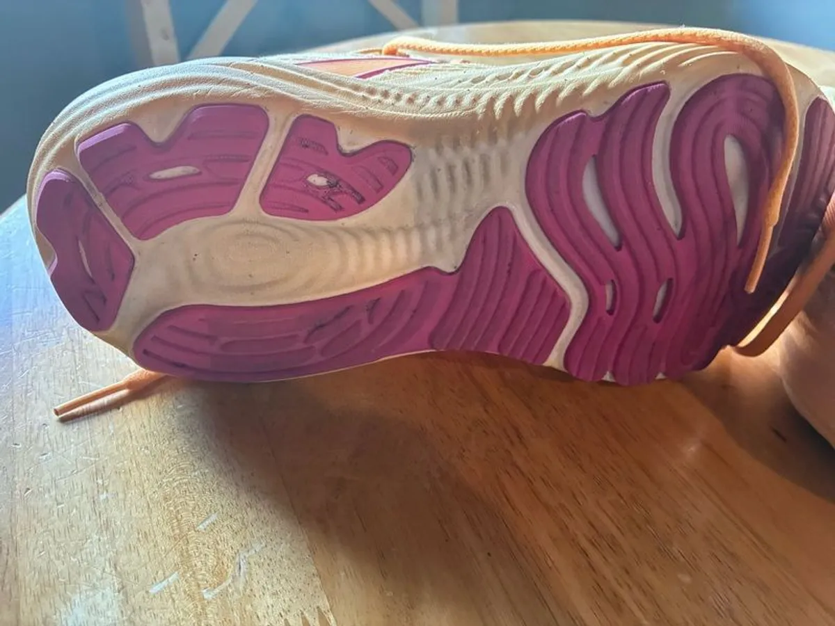brooks GTS - Image 3
