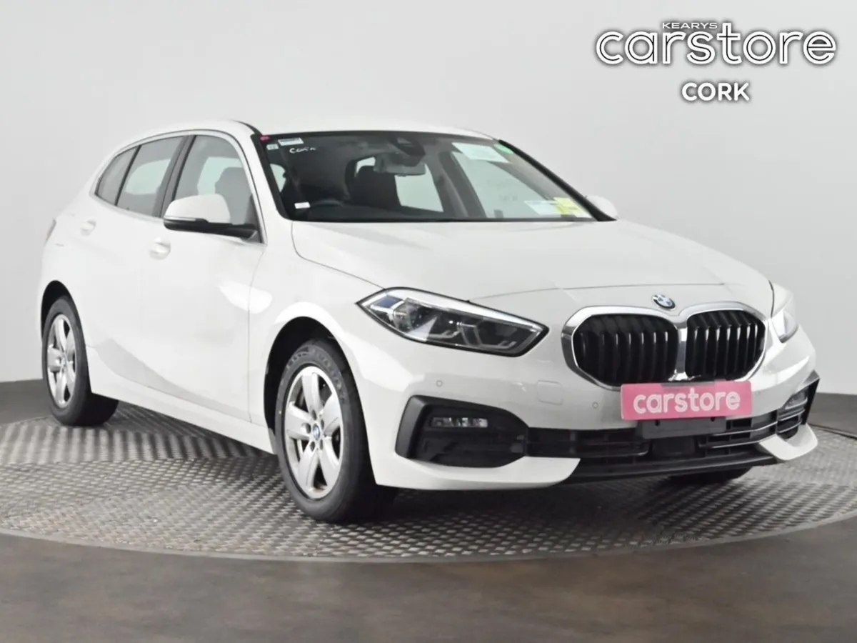 BMW 1 Series 1.5 Auto - Image 1