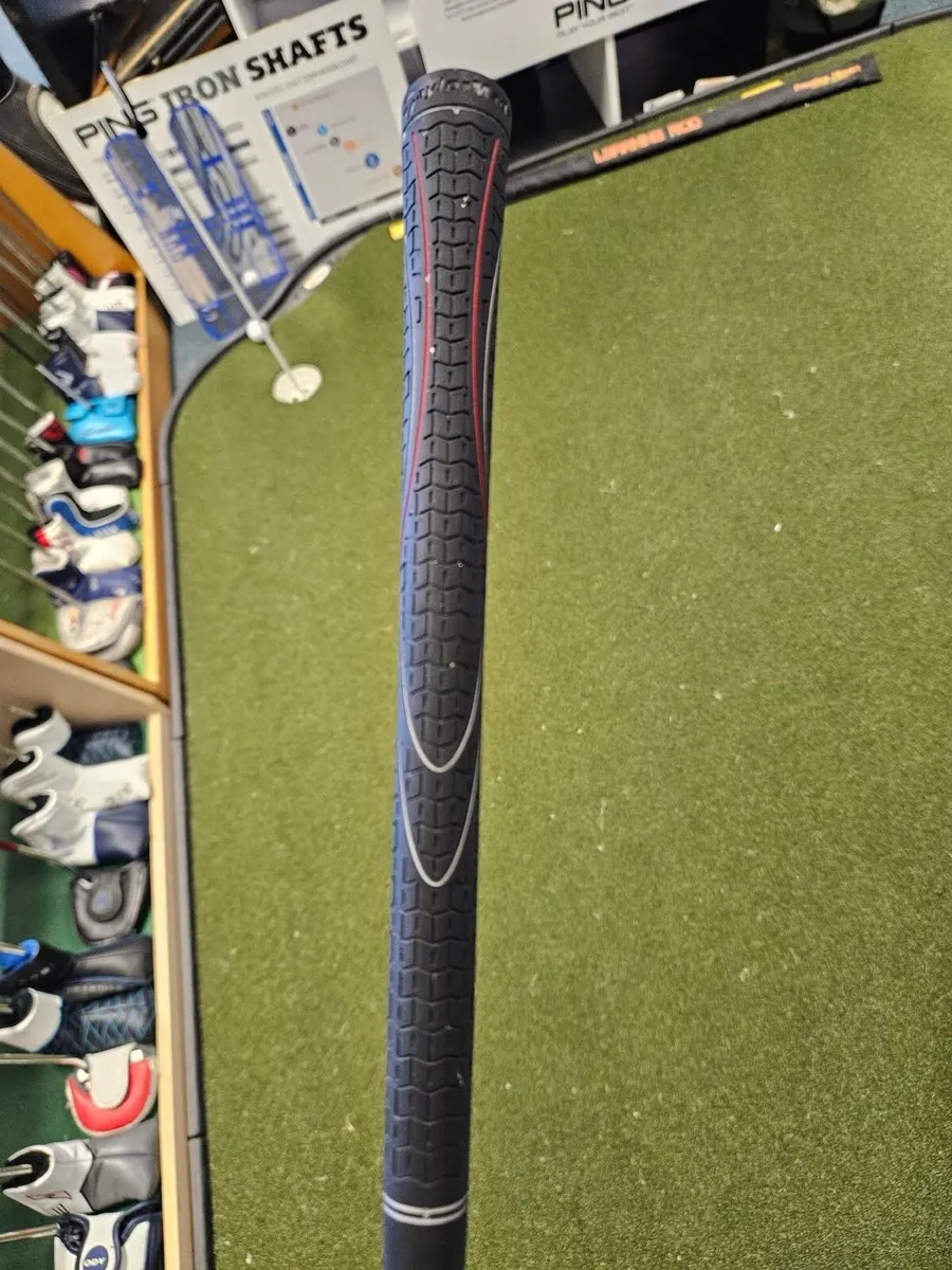 Taylormade Rescue Hybrid - Image 4