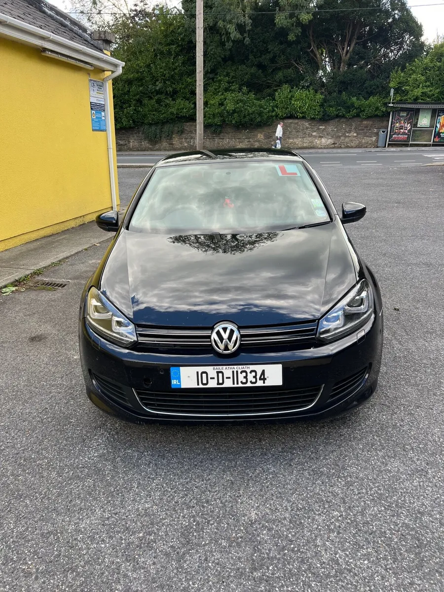 Volkswagen Golf 2010 - Image 4