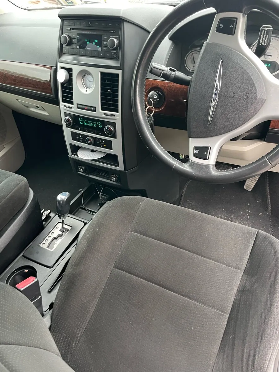 Chrysler Grand voyager - Image 2