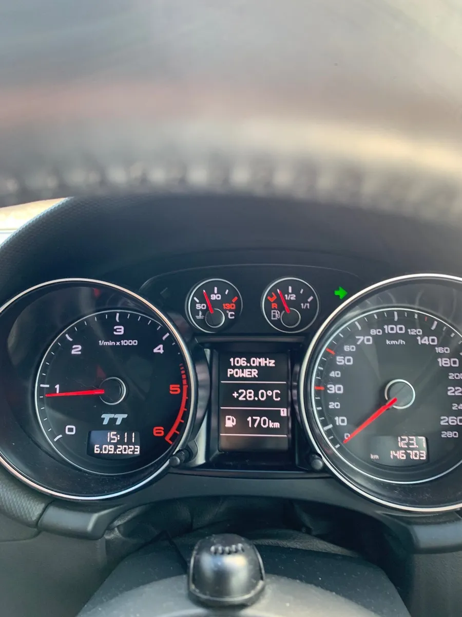 Audi TT 2014 - Image 2