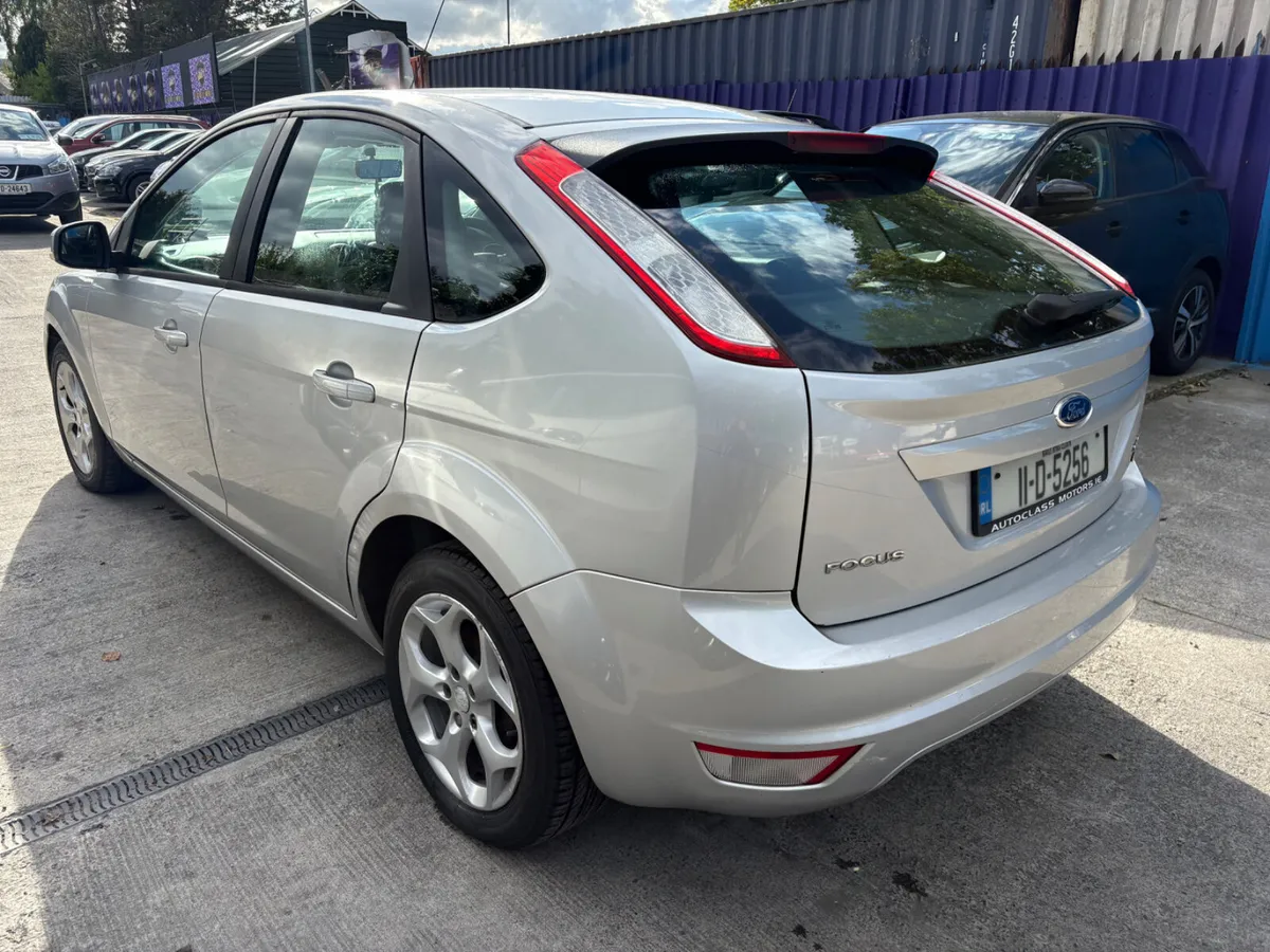 Ford Focus 2011 - Image 4