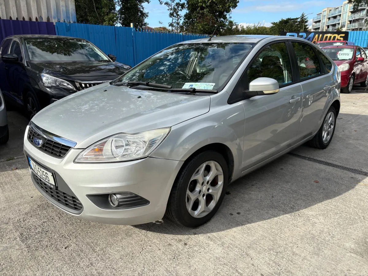 Ford Focus 2011 - Image 3