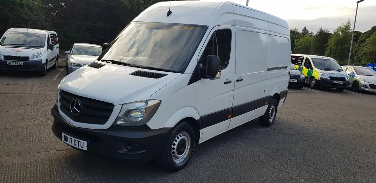 2017 Mercedes-Benz Sprinter 3.5T - Image 1