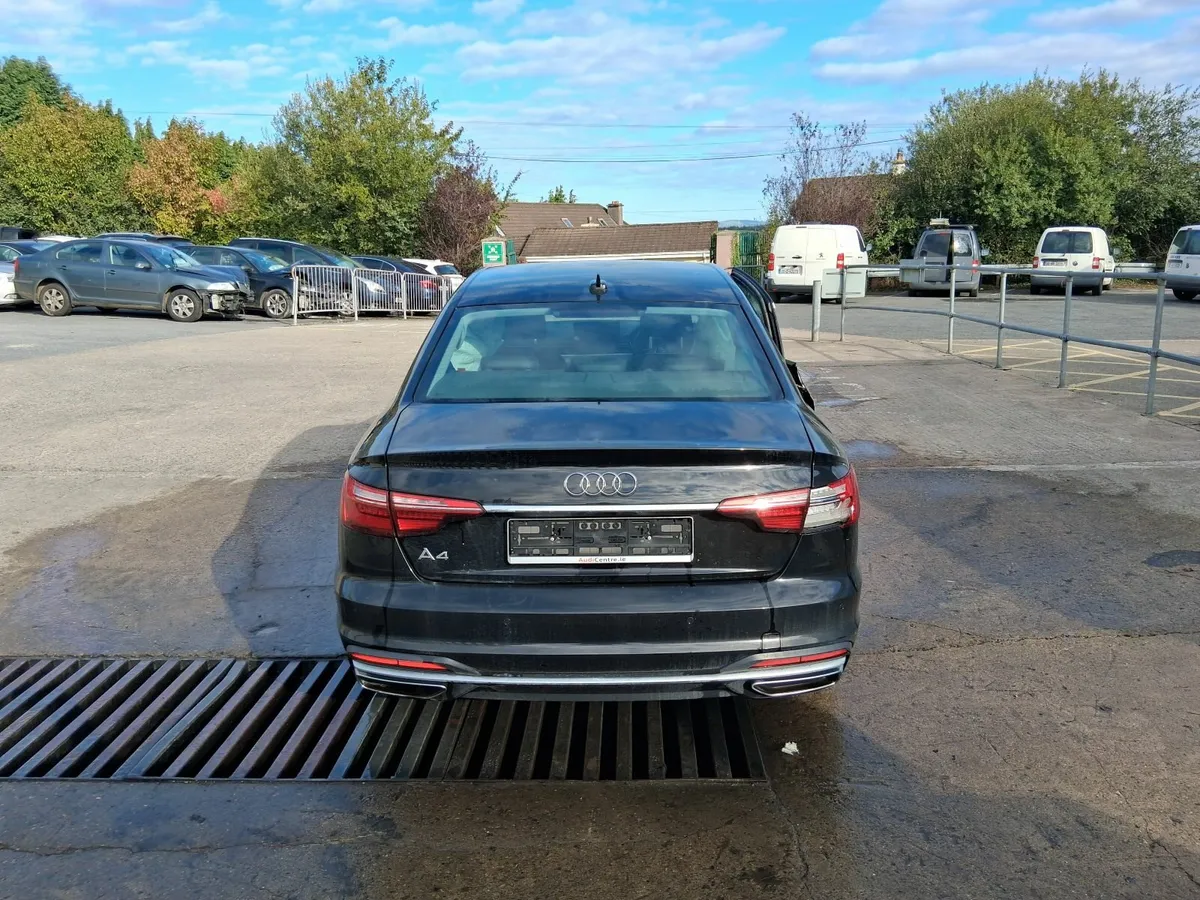 2022 AUDI A4 2 LTR  DSL (for parts only) - Image 2