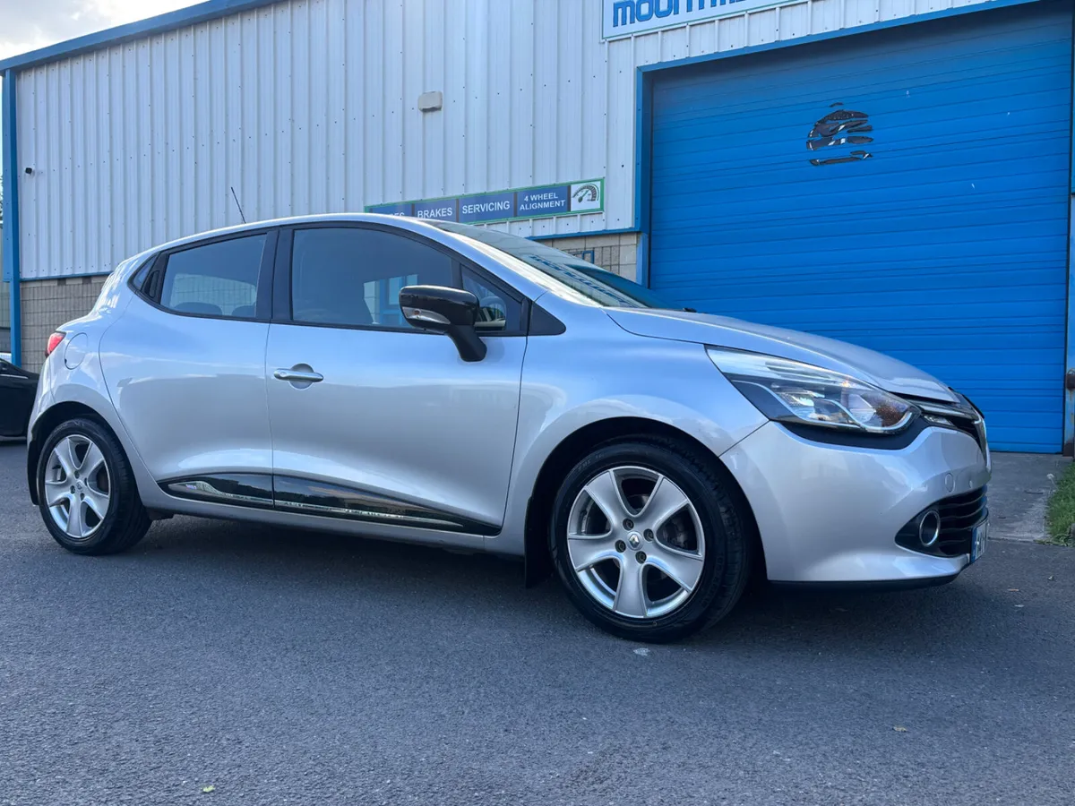 2014 RENAULT CLIO 1.2 PETROL - Image 4