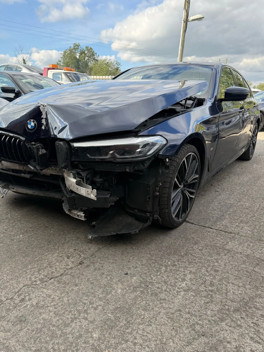 2022 BMW 530d G30 M-Sport damaged - Image 3