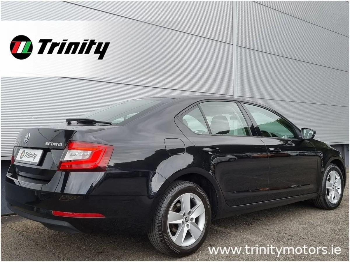 Skoda Octavia Great Value Ambition 1.2 TSI Trinit - Image 3