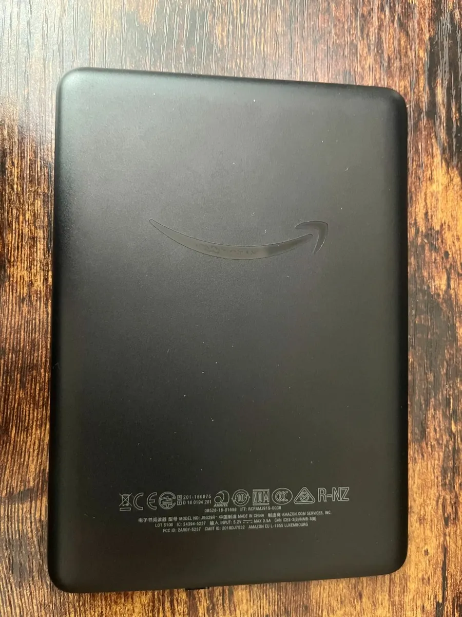 Kindle E-reader (10th Generation) - Image 2