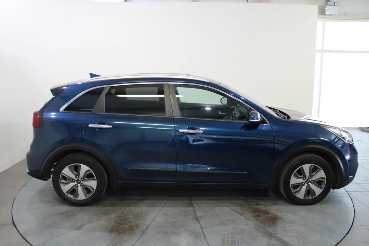 Kia Niro 1.6 GDI 105PS EXL Auto - Image 3