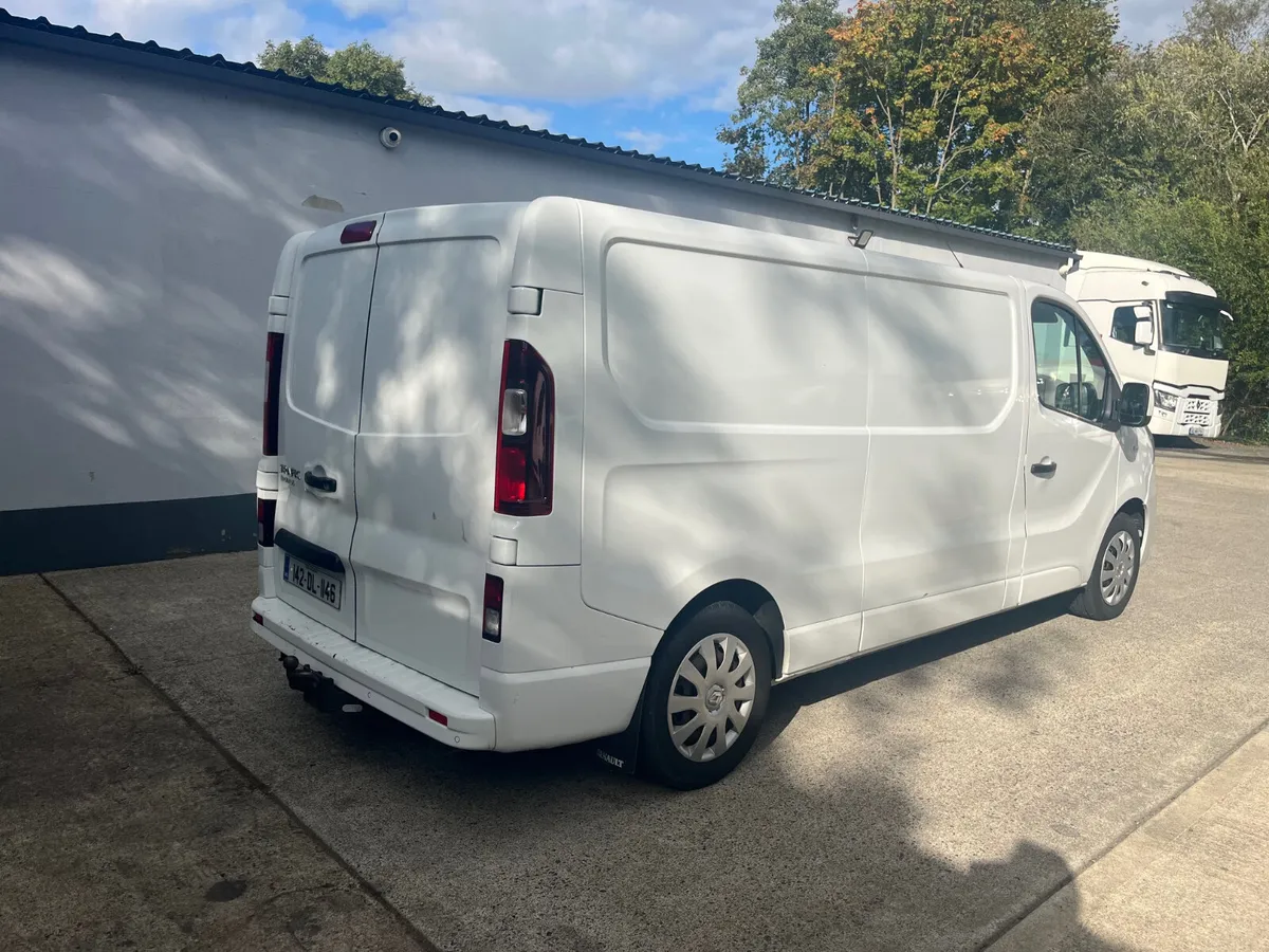 Renault Trafic 2014 - Image 3