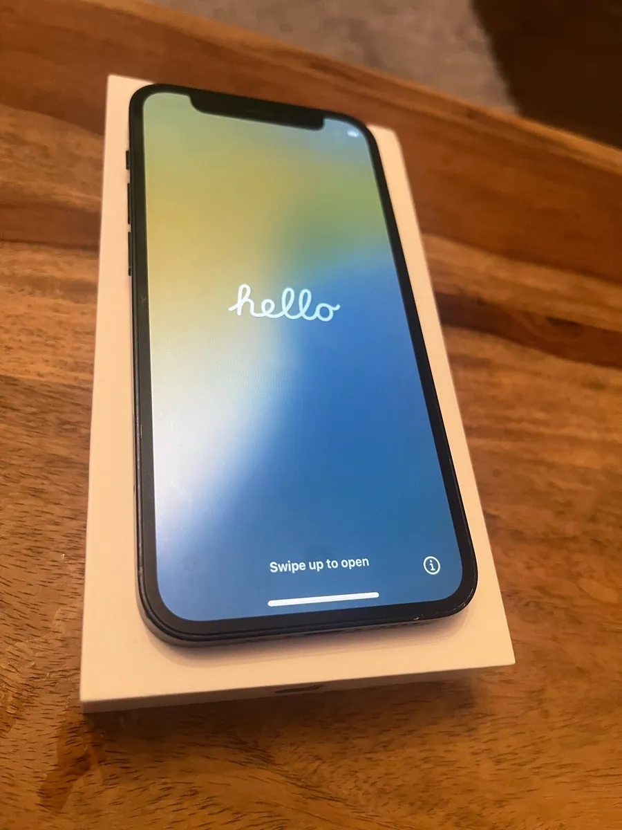 iPhone 12 mini - Image 3